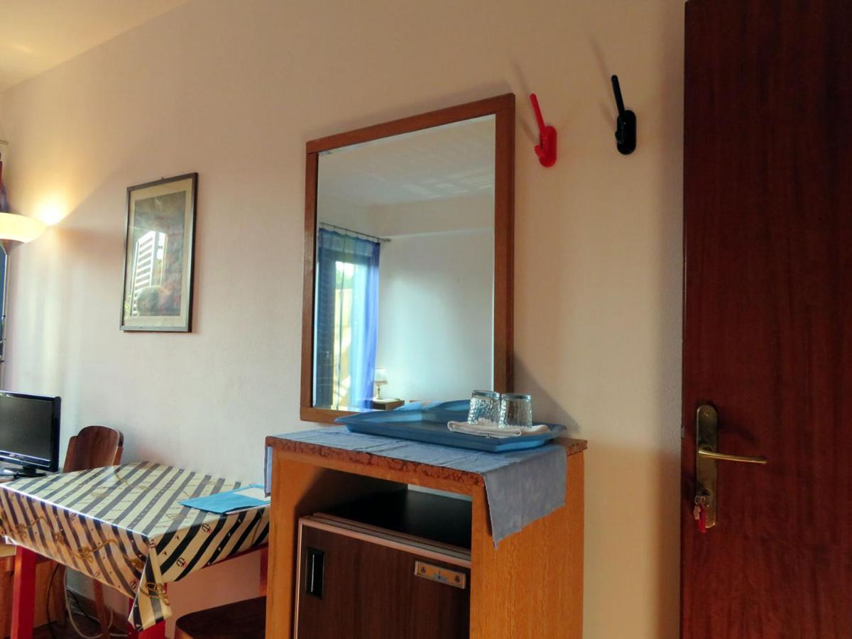 King Tomislav Apartments Crikvenica Exterior foto